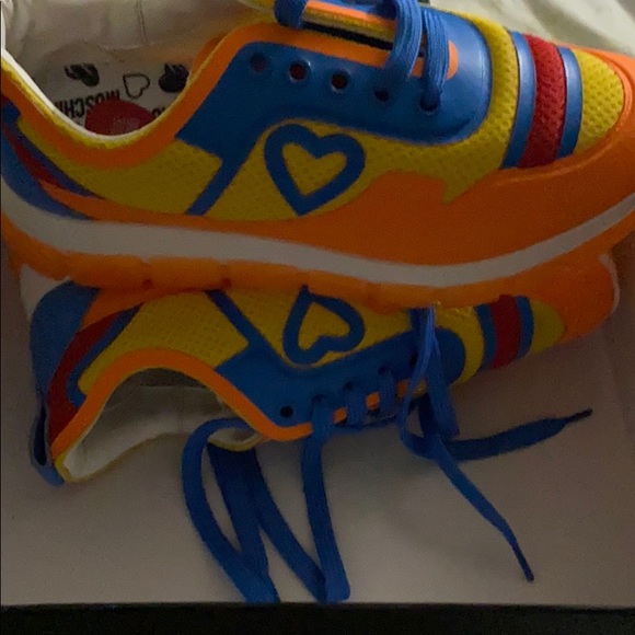 Love Moschino sneakers - Picture 3 of 6